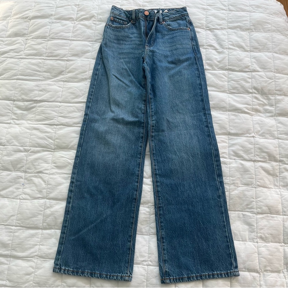 Wide leg jeans